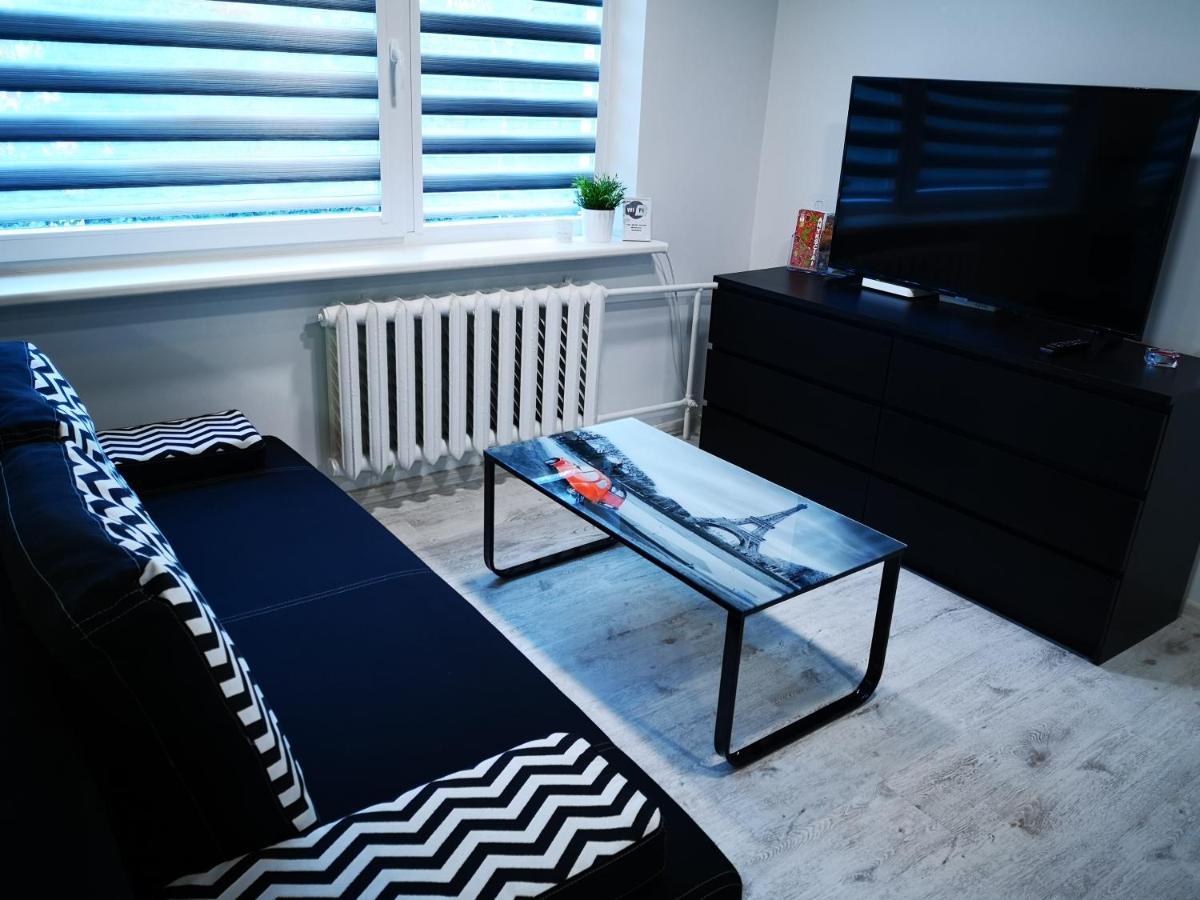 Black & White Studio Anykščiai Buitenkant foto